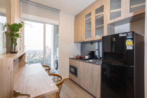 Кухня или мини-кухня в Wyndham Garden Bangkok Sukhumvit 42
