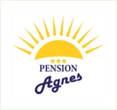 聖坎奇安的住宿－Pension Agnes，太阳网球机构的标志