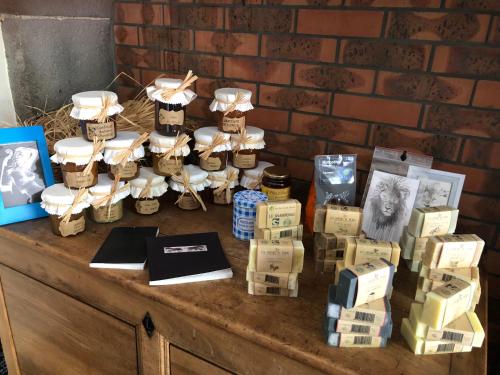 a bunch of boxes sitting on top of a dresser at A l'Aube des Volcans in Charbonnières-les-Vieilles