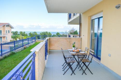 Φωτογραφία από το άλμπουμ του Homiday - Villaggio Verde σε Pineto