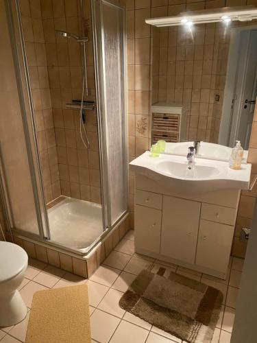 Bilik mandi di Gästehaus Seeburg