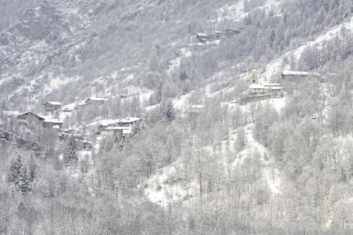 Pensione Albergo Diffuso Ceaglio Valle Maira durante el invierno