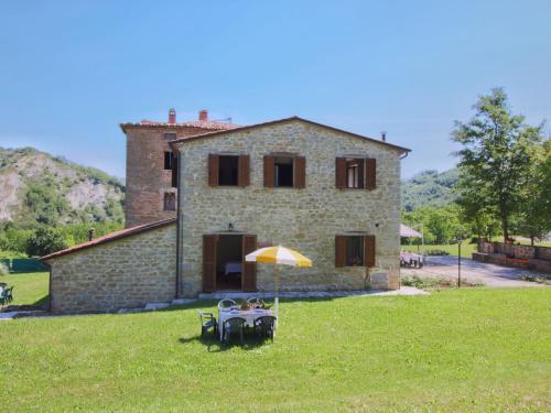 The building in which the holiday home is located