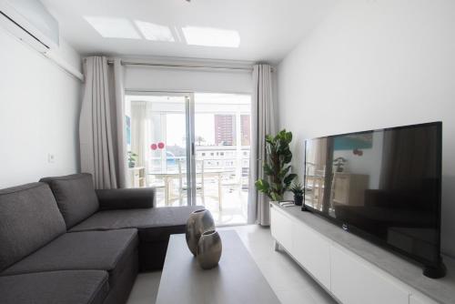 Zdjęcie z galerii obiektu Apartment near beach - Niza 2B w mieście Benidorm