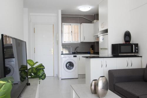 Zdjęcie z galerii obiektu Apartment near beach - Niza 2B w mieście Benidorm