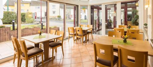 Afbeelding uit fotogalerij van Landhotel Wolf-Mertes in Sessenbach