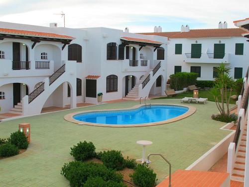 Apartamento ES VENTS a 2 minutos de la playa de Arenal de Son Saura caminando