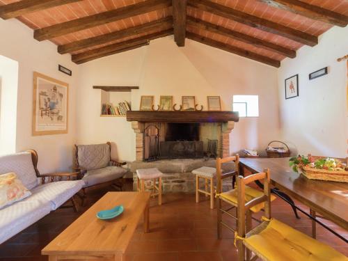 Gallery image of Peaceful chalet with private pool in San Marcello Pistoiese