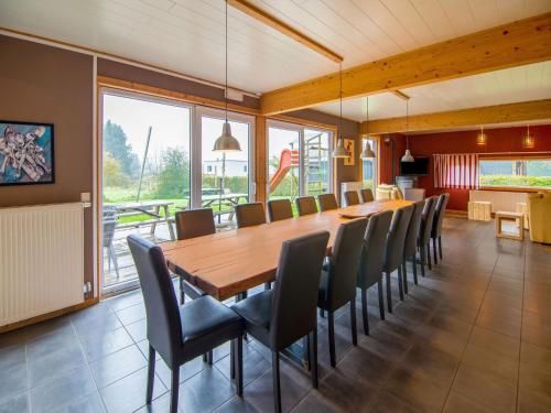 Fotografie z fotogalerie ubytování Holiday Home High Fens near Ski Lift v destinaci Ovifat