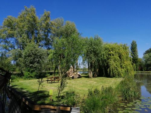 Le tipi familial – Photos 4