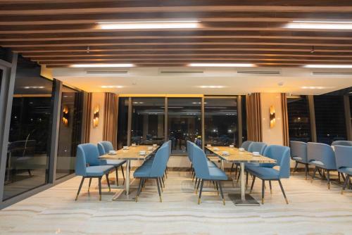 ห้องอาหารหรือที่รับประทานอาหารของ MERIA Hotel Quy Nhơn