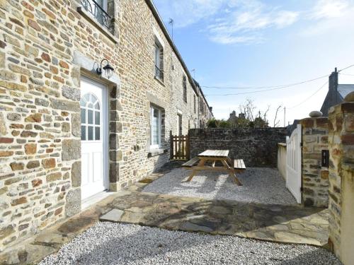 Beautifully refurbished, authentic home in a quiet village bordering the coast