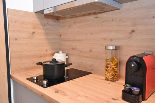 Η κουζίνα ή μικρή κουζίνα στο Boardinghouse Henschelstraße