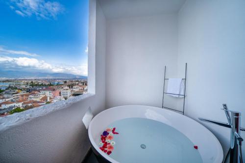 Příroda nedaleko aparthotelu