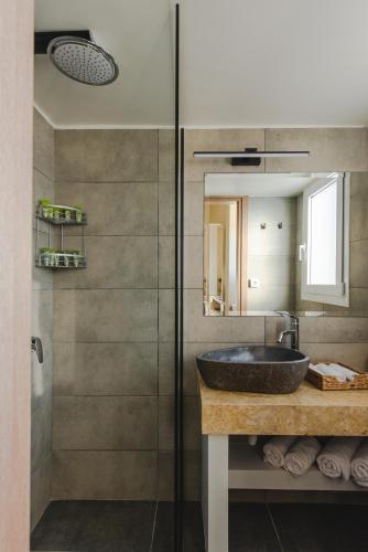 Living Stone Aparthotel