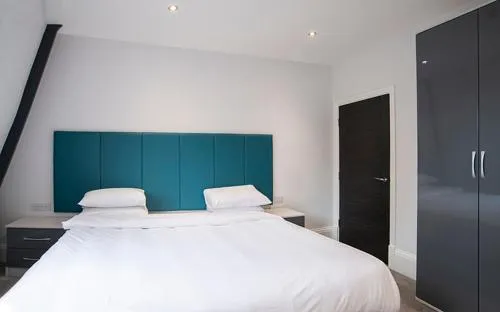 Cavern Quarter apartments by The Castle Collection photo 29
