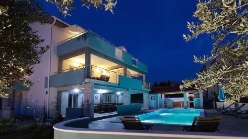 Πισίνα στο ή κοντά στο Apartmani "Villa Barbara"