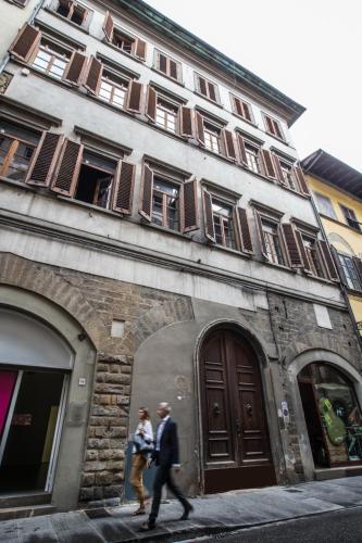 Soprarno Suites photo 31