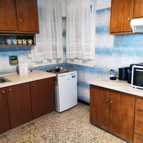 Meteora Mansion - Traditional Apt 3BD - Rocks View