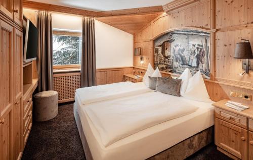 Gallery image of Suites Hotel Garden in Selva di Val Gardena