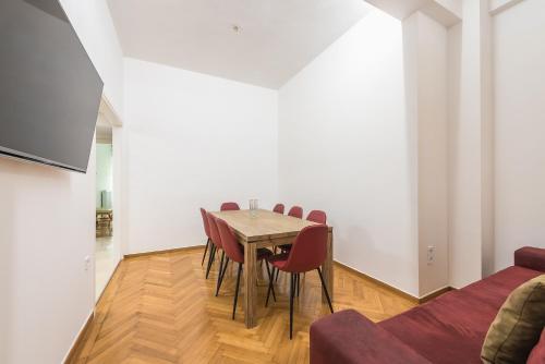 Victoria Prestige Suites Apartments