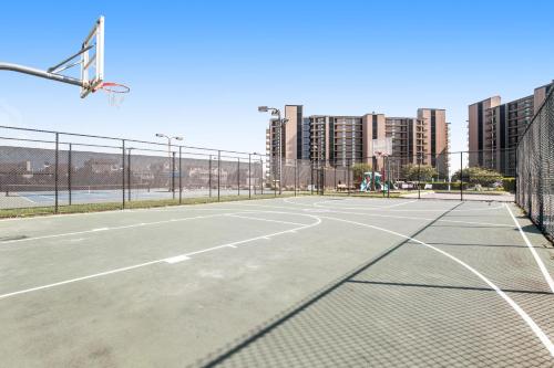 an empty basketball court in a city at Sea Colony --- 508 Brandywine house in Bethany Beach