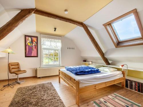 Ένα ή περισσότερα κρεβάτια σε δωμάτιο στο Countryside home with garden