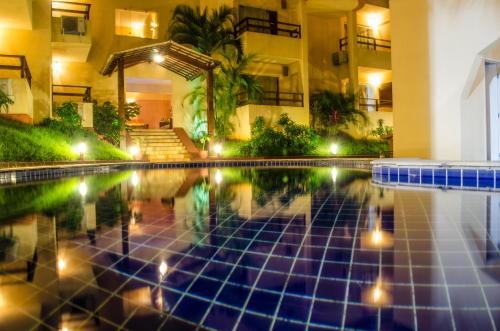 Hotel Palmanovaの敷地内または近くにあるプール