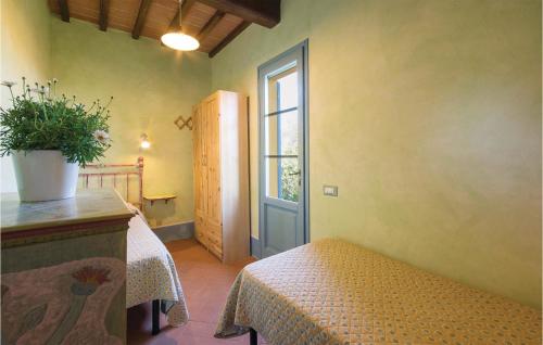 Afbeelding uit fotogalerij van Beautiful Home In Buggiano Pt With 3 Bedrooms, Private Swimming Pool And Outdoor Swimming Pool in Borgo a Buggiano