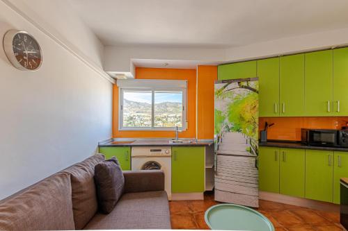 797 Holiday Rentals - Colorido apartamento frente a Puerto ...