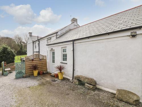 Manor Farmhouse Cottage – Photos 2