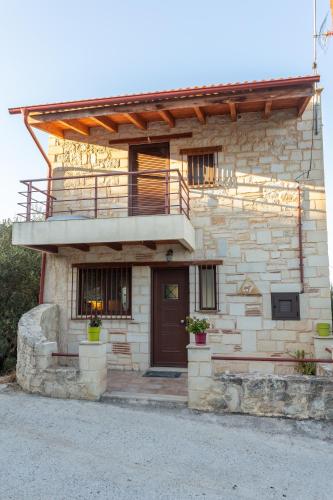 Το κτήριο όπου στεγάζεται  η παραθεριστική κατοικία