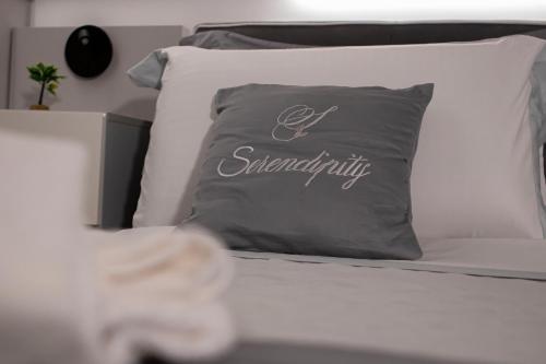 Serendipity B&Bにあるベッド