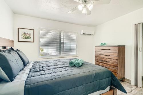 Postel nebo postele na pokoji v ubytování SII 1 Bedroom Tropical GEM!