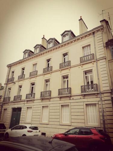 Le SAMBIN-TERRASSE -CENTRE VILLE