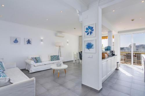 Old Town Beach Apartments