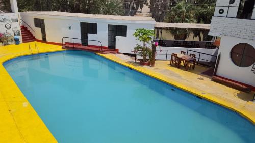 Der Swimmingpool an oder in der Nähe von Hotel Duna Sur