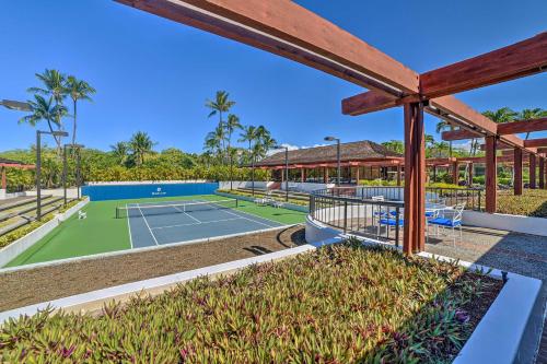 an image of a tennis court at a resort at Waimea Condo Less Than 1 Mile from Mauna Lani Beach Club! in Waikoloa