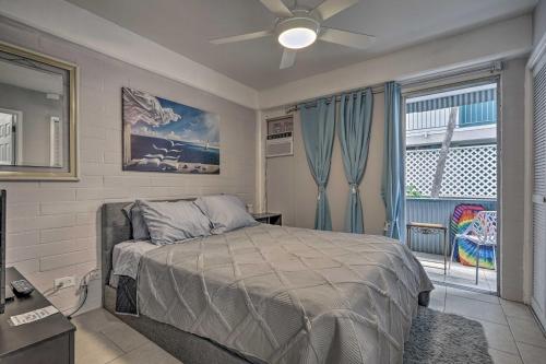 Sun-Filled Condo with Lanai Near Waikiki Beach!_2