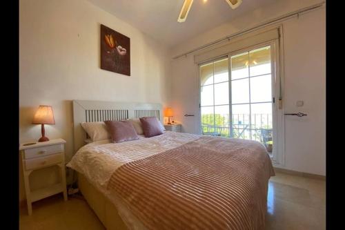 Foto dalla galleria di 3 bedroom home with amazing views & outdoor spaces a Manilva