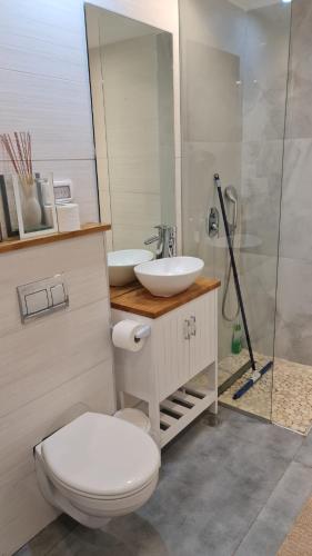 ห้องน้ำของ Villa Peer ללא מסיבות או מוסיקה