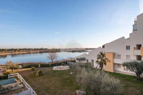 AS16245 - P2 Belle vue lac avec parking privé