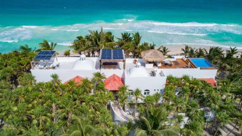 Gallery image of Villa Destiny Tulum beach front luxury villa in Tulum