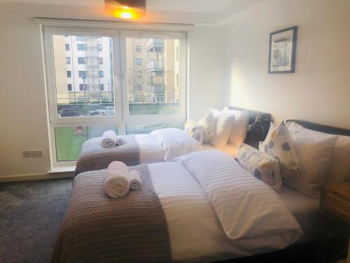 Apartment 2 bath free parking photo 18