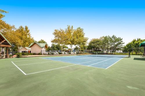 Tenis dan/atau kemudahan skuasy di Bear Trap Dunes - 56E October Glory atau berdekatan