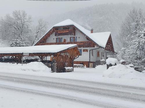 Gallery image of Apartments and Rooms Martuljk in Kranjska Gora
