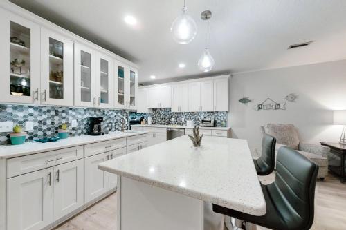 1217 Lagoon Villas – Photos 3
