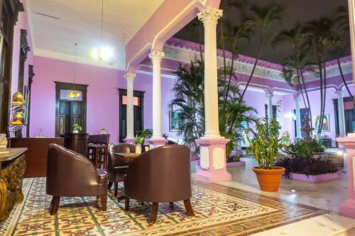 Гостиная зона в Hotel Lavanda CAS Merida