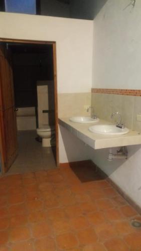 Koupelna v ubytování Hostal del Desterrado