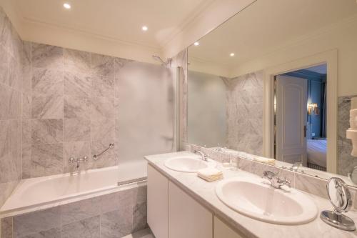 Ein Badezimmer in der Unterkunft Guesthouse Mirabel
